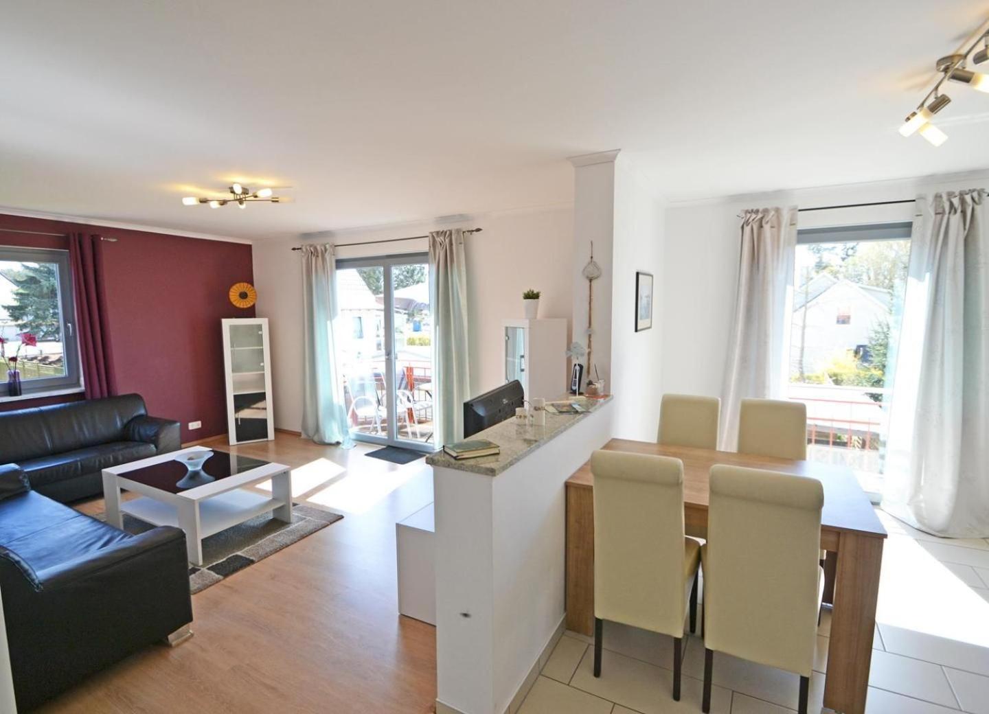 Haus Triade Ferienwohnung Triade 3 Цинновіц Екстер'єр фото